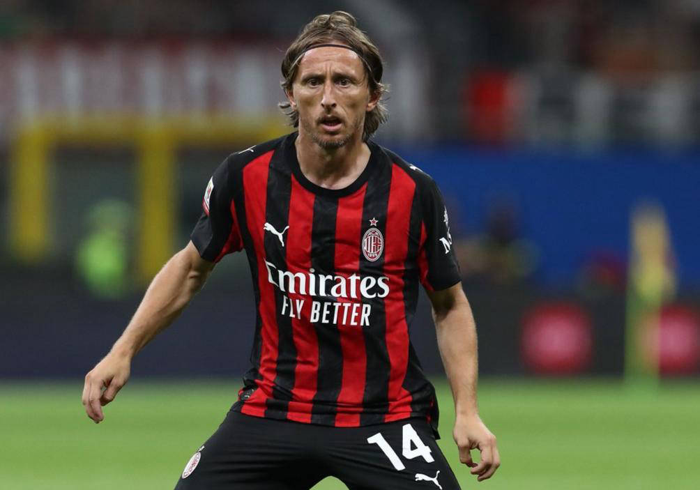 本赛季库追巴同时在场时，勇士攻防效率和净效率均为联盟第二