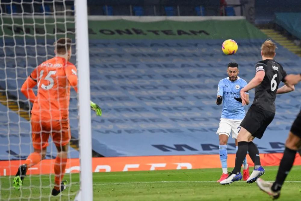 执教俱乐部前1000场场均积分前10：瓜迪奥拉第1，穆里尼奥第2