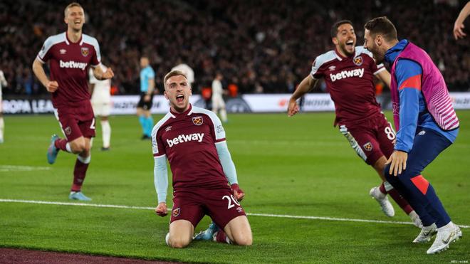 谢文能：感谢一年来支持球队的所有人，谢谢你们的支持和陪伴