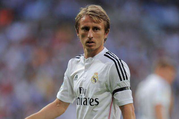 巴萨梅西任意球破门助球队领先