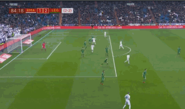 东体：特维斯在申花时训练都由自己决定，波耶特控制不了球队