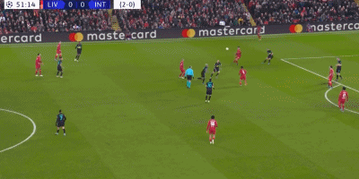 对手主教练无奈摇头