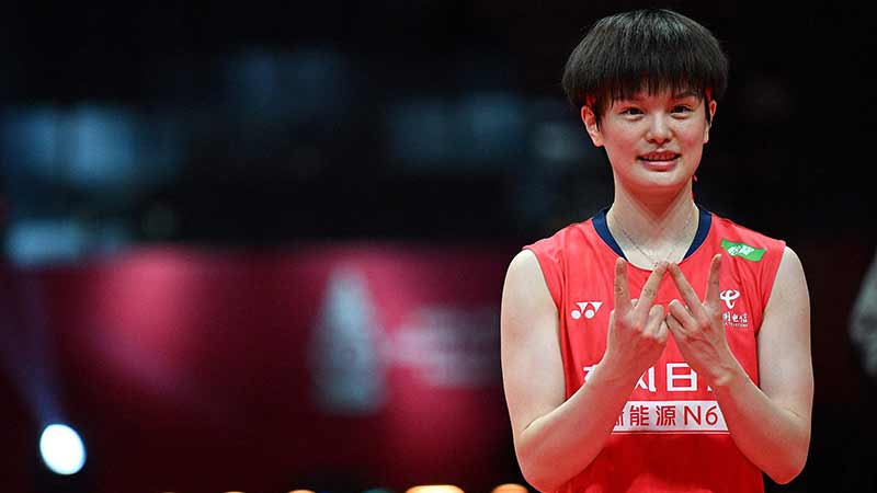 国足未来第一左后卫：华裔球星90万欧转会费登陆波兰联赛！